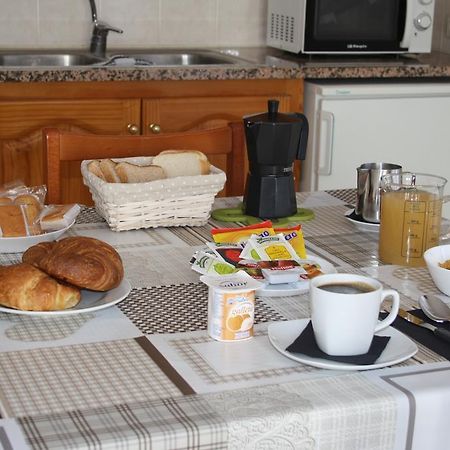 Barceloneta Upartments Appartement Figueres  Buitenkant foto