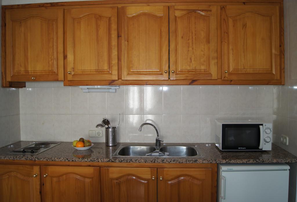 Barceloneta Upartments Appartement Figueres  Buitenkant foto